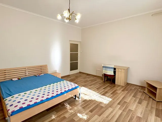 Kiadó lakás Debrecen, Nagyerdő 60 nm