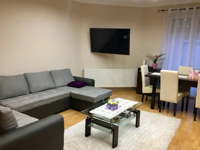 Kiadó lakás Debrecen, Belváros 104 nm