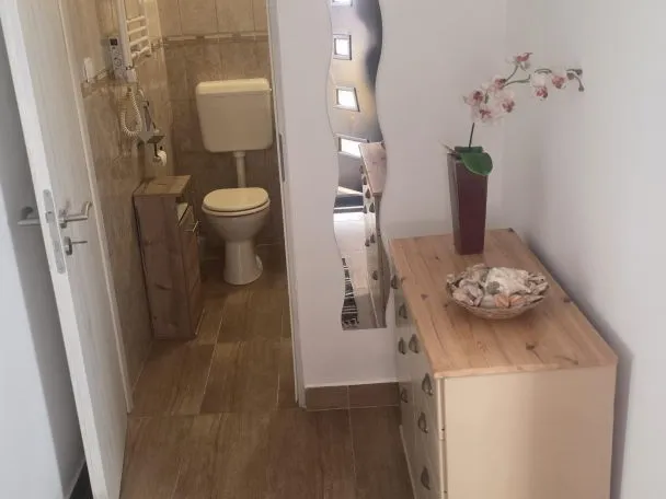 Kiadó ház Debrecen, Nagyerdőalja 35 nm