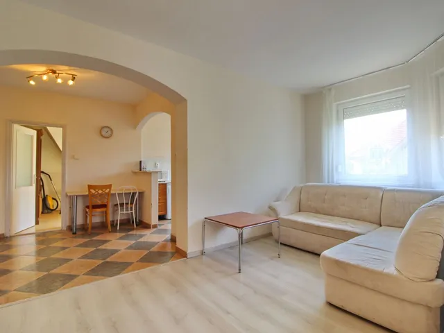 Kiadó lakás Debrecen, Sestakert 120 nm