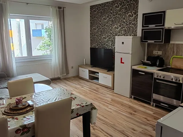 Kiadó lakás Debrecen, Nagyerdő 60 nm