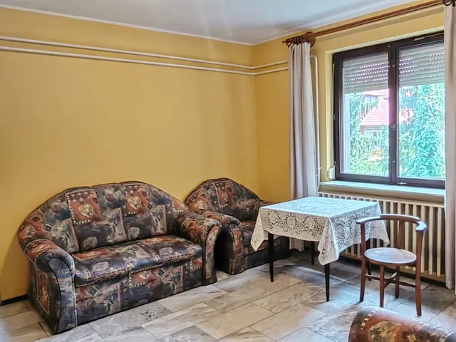 Kiadó lakás Debrecen, Nagyerdő 86 nm