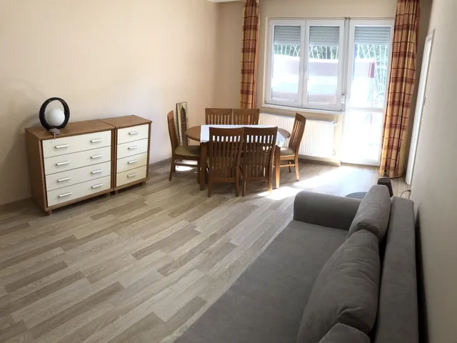 Kiadó lakás Debrecen, Nagyerdő 51 nm