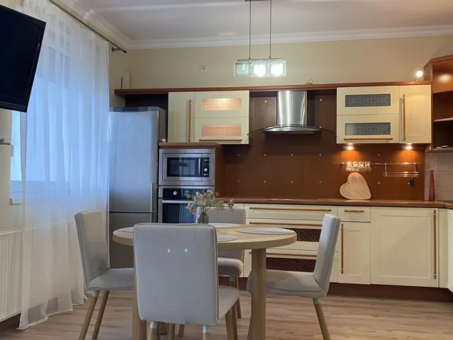Kiadó lakás Debrecen, Belváros 80 nm