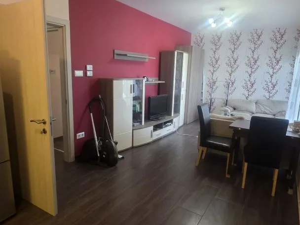 Kiadó lakás Debrecen, Belváros 46 nm
