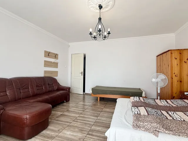 Kiadó kereskedelmi és ipari ingatlan Debrecen, Csapókert 320 nm
