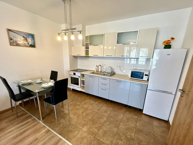 Kiadó lakás Debrecen, Belváros 47 nm