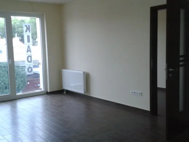 Kiadó lakás Debrecen, Péterfia 74 nm