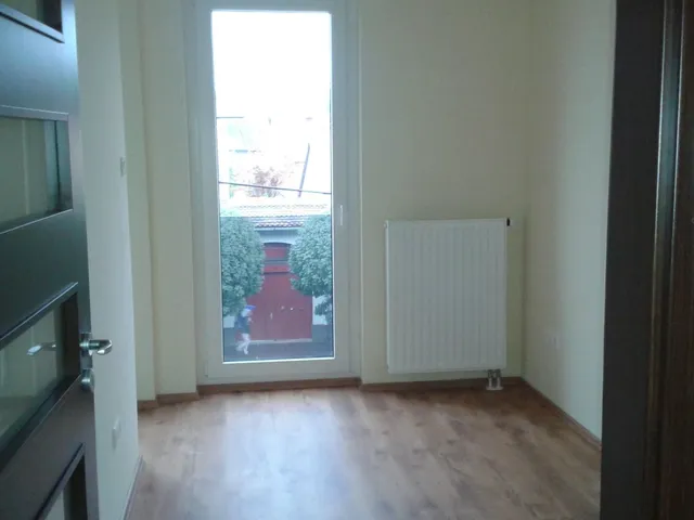 Kiadó lakás Debrecen, Péterfia 74 nm
