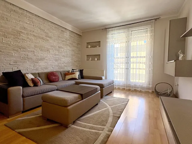 Kiadó lakás Debrecen, Belváros 70 nm