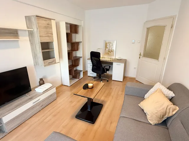 Kiadó lakás Debrecen, Egyetemváros 52 nm