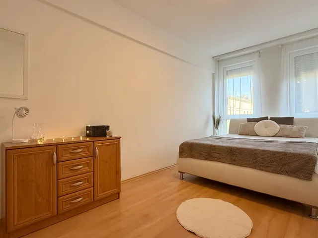 Kiadó lakás Debrecen, Egyetemváros 52 nm