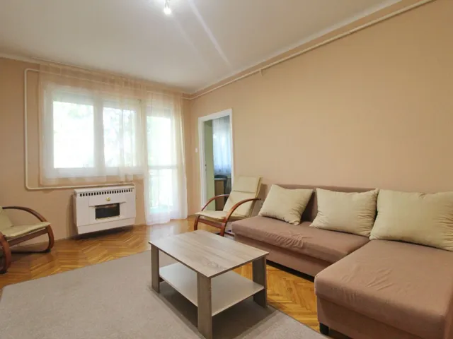 Kiadó lakás Debrecen, Nagyerdő 54 nm