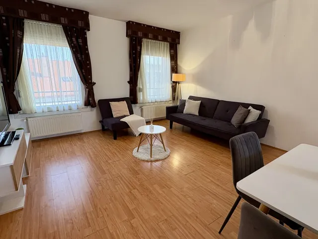 Kiadó lakás Debrecen, Belváros 100 nm