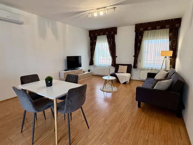 Kiadó lakás Debrecen, Belváros 100 nm