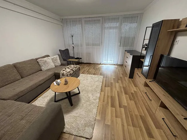 Kiadó lakás Debrecen, Egyetemváros 68 nm