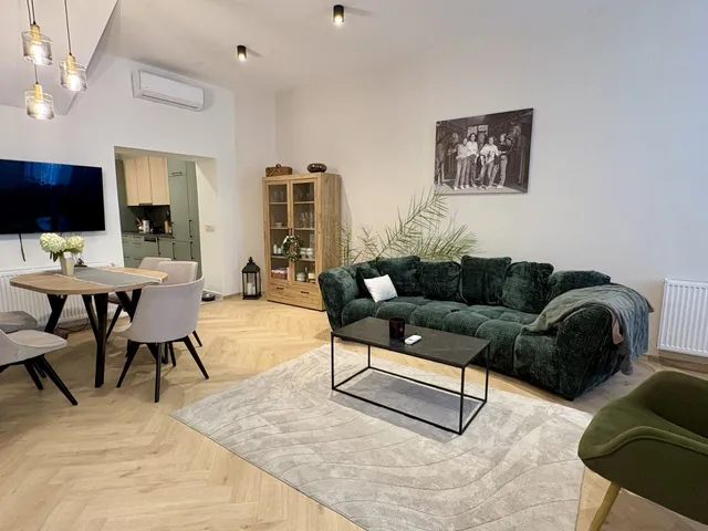Kiadó lakás Debrecen, Belváros 115 nm