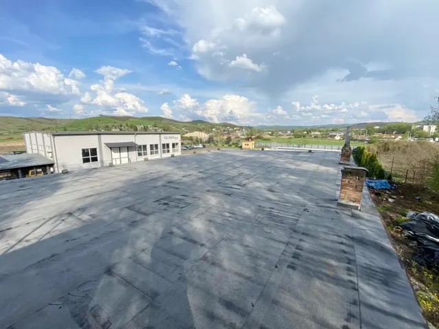 Eladó kereskedelmi és ipari ingatlan Ózd 5200 nm