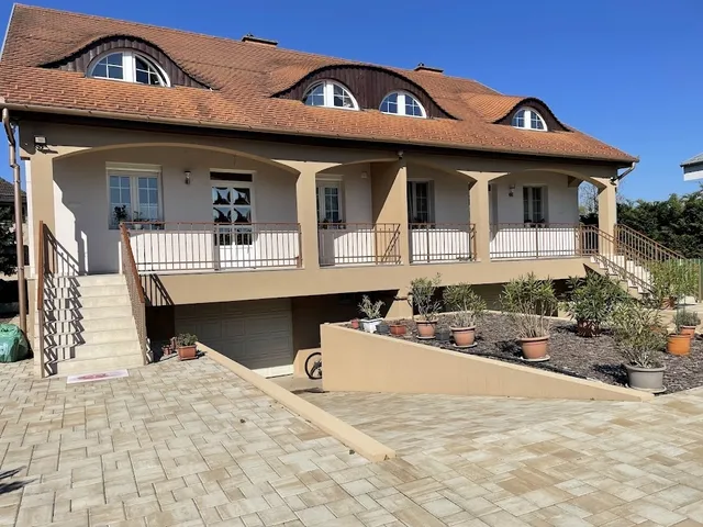 Kiadó ház Debrecen, Köntöskert 132 nm