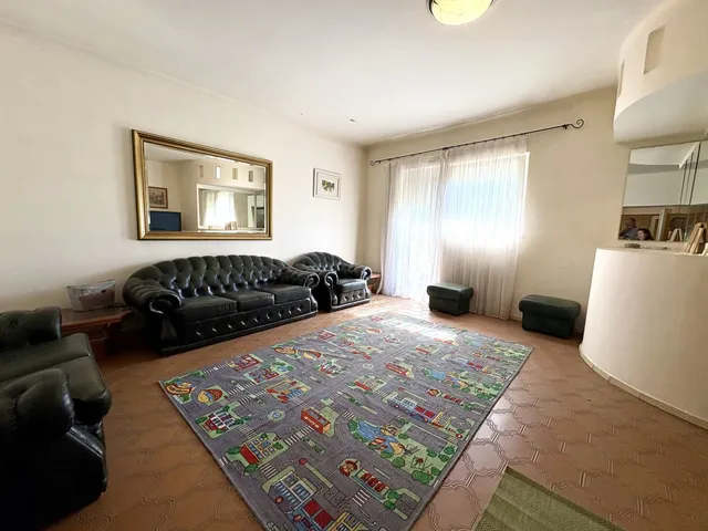 Eladó ház Debrecen, Nyulas 300 nm