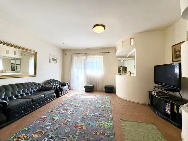 Eladó ház Debrecen, Nyulas 300 nm