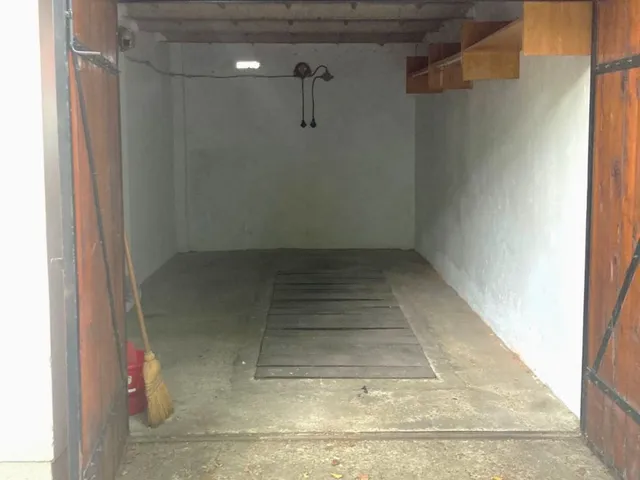 Eladó garázs Debrecen 19 nm