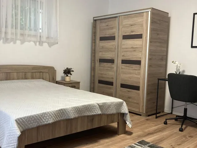 Kiadó lakás Debrecen, Nagyerdőalja 43 nm