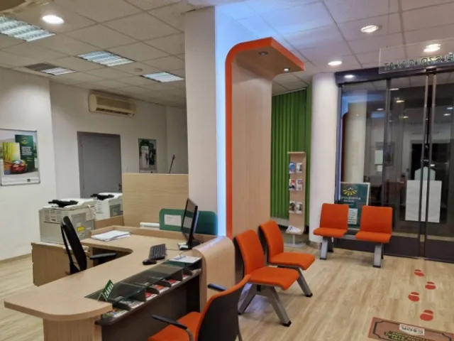 Kiadó kereskedelmi és ipari ingatlan Debrecen, Széchenyikert 700 nm