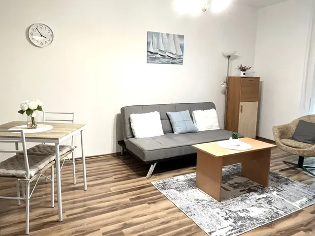 Kiadó lakás Debrecen, Nagyerdőalja 42 nm