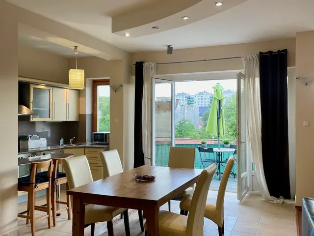 Kiadó lakás Debrecen, Belváros 95 nm