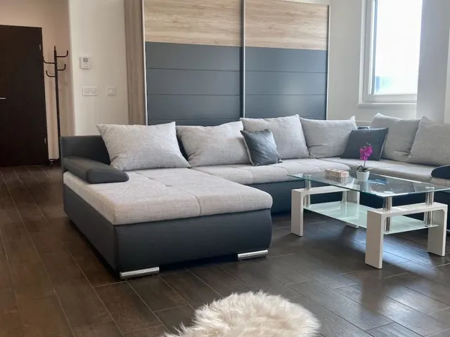 Kiadó lakás Debrecen, Belváros 80 nm