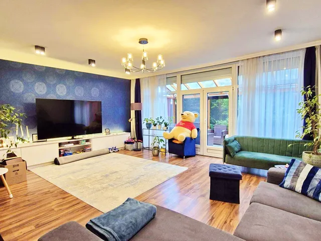 Kiadó ház Debrecen, Belváros 150 nm