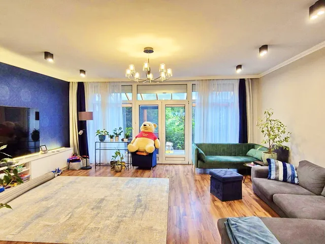 Kiadó ház Debrecen, Belváros 150 nm