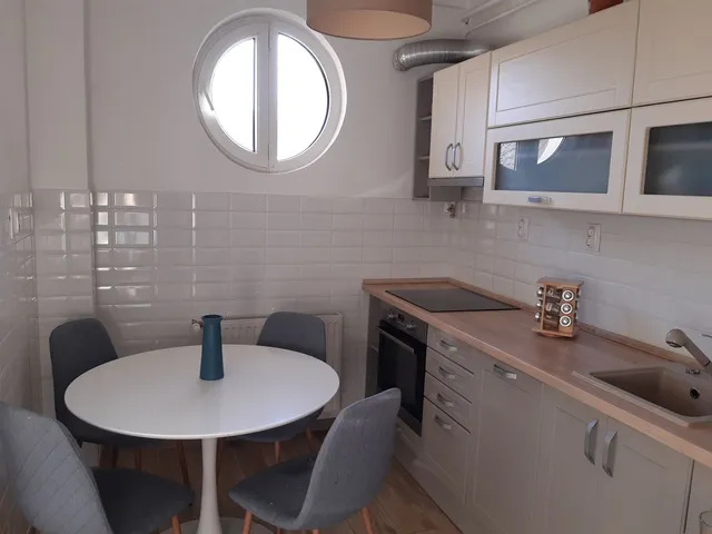 Kiadó lakás Debrecen, Csigekert 74 nm