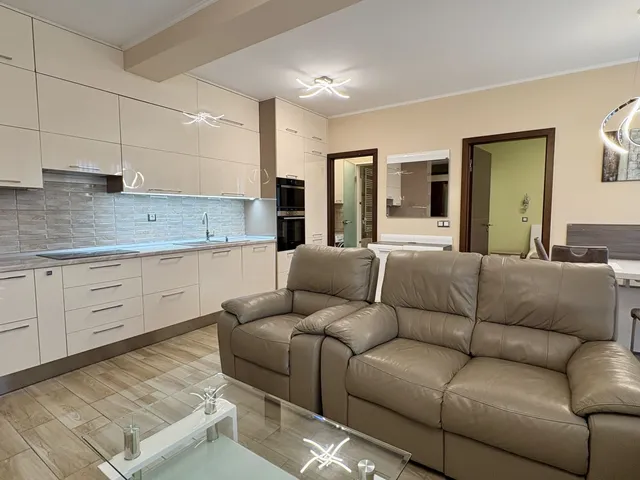 Kiadó lakás Debrecen, Belváros 63 nm