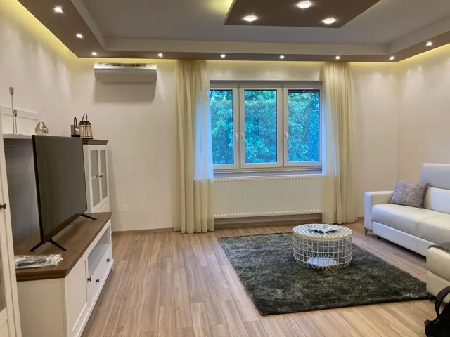 Eladó lakás Debrecen, Egyetemváros 94 nm