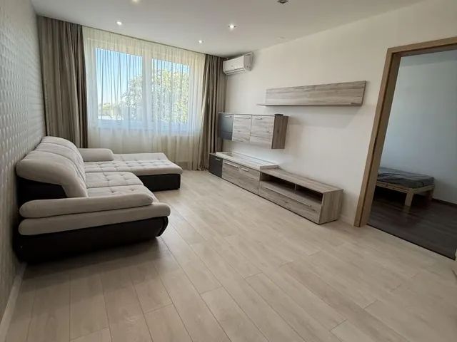 Kiadó lakás Debrecen, Burgundia 69 nm