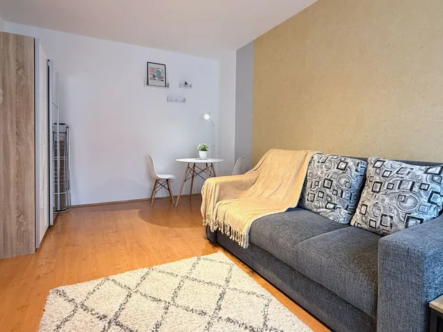 Kiadó lakás Debrecen, Széchenyikert 42 nm