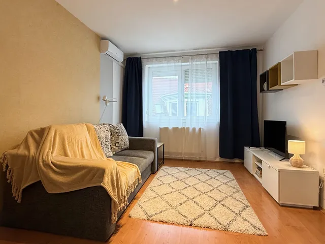 Kiadó lakás Debrecen, Széchenyikert 42 nm