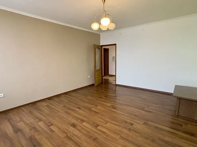 Kiadó lakás Debrecen, Nagyerdőalja 60 nm