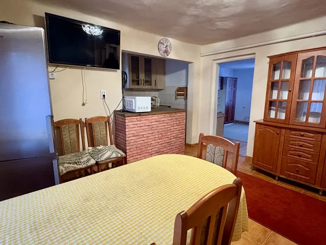 Kiadó ház Debrecen, Lencztelep 90 nm