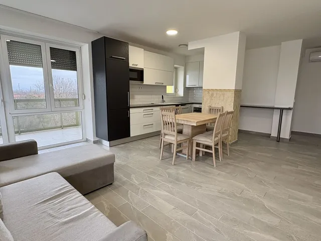 Kiadó lakás Debrecen, Ispotály 130 nm