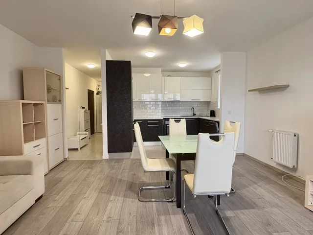 Eladó lakás Debrecen, Ispotály 84 nm