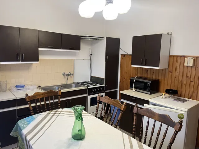 Eladó ház Téglás 204 nm