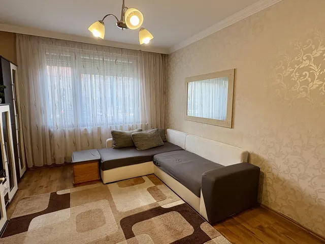 Kiadó lakás Debrecen, Belváros 54 nm