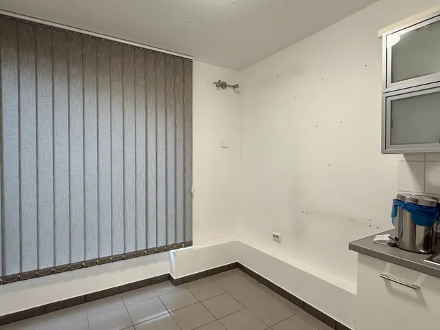 Kiadó kereskedelmi és ipari ingatlan Debrecen, Sestakert 20 nm