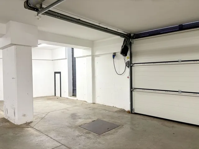 Eladó garázs Debrecen, Belváros 12 nm