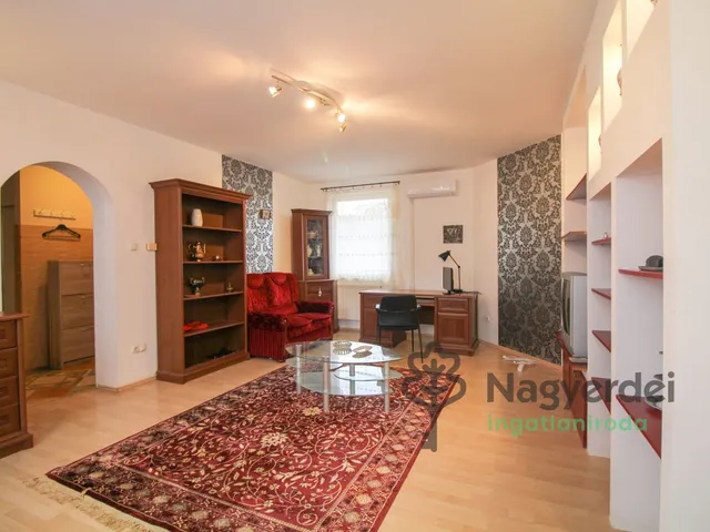 Kiadó lakás Debrecen, Vénkert 90 nm
