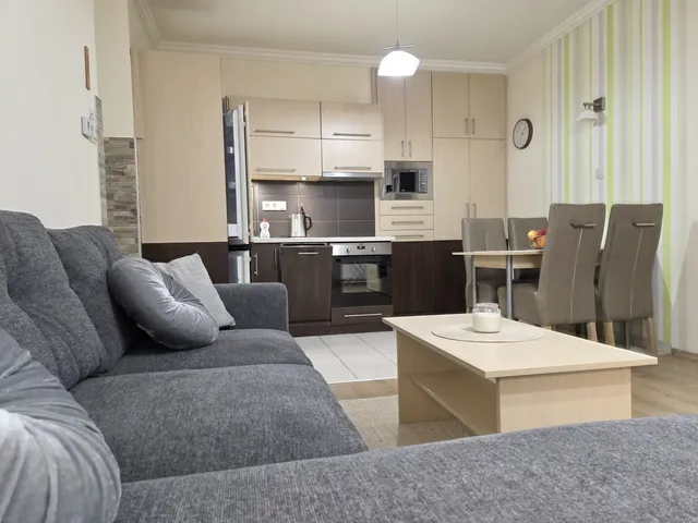 Kiadó lakás Debrecen, Sestakert 51 nm