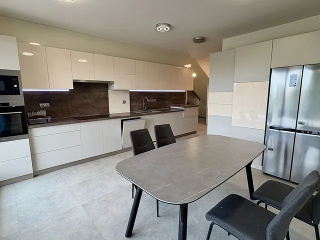 Eladó lakás Debrecen, Péterfia 97 nm